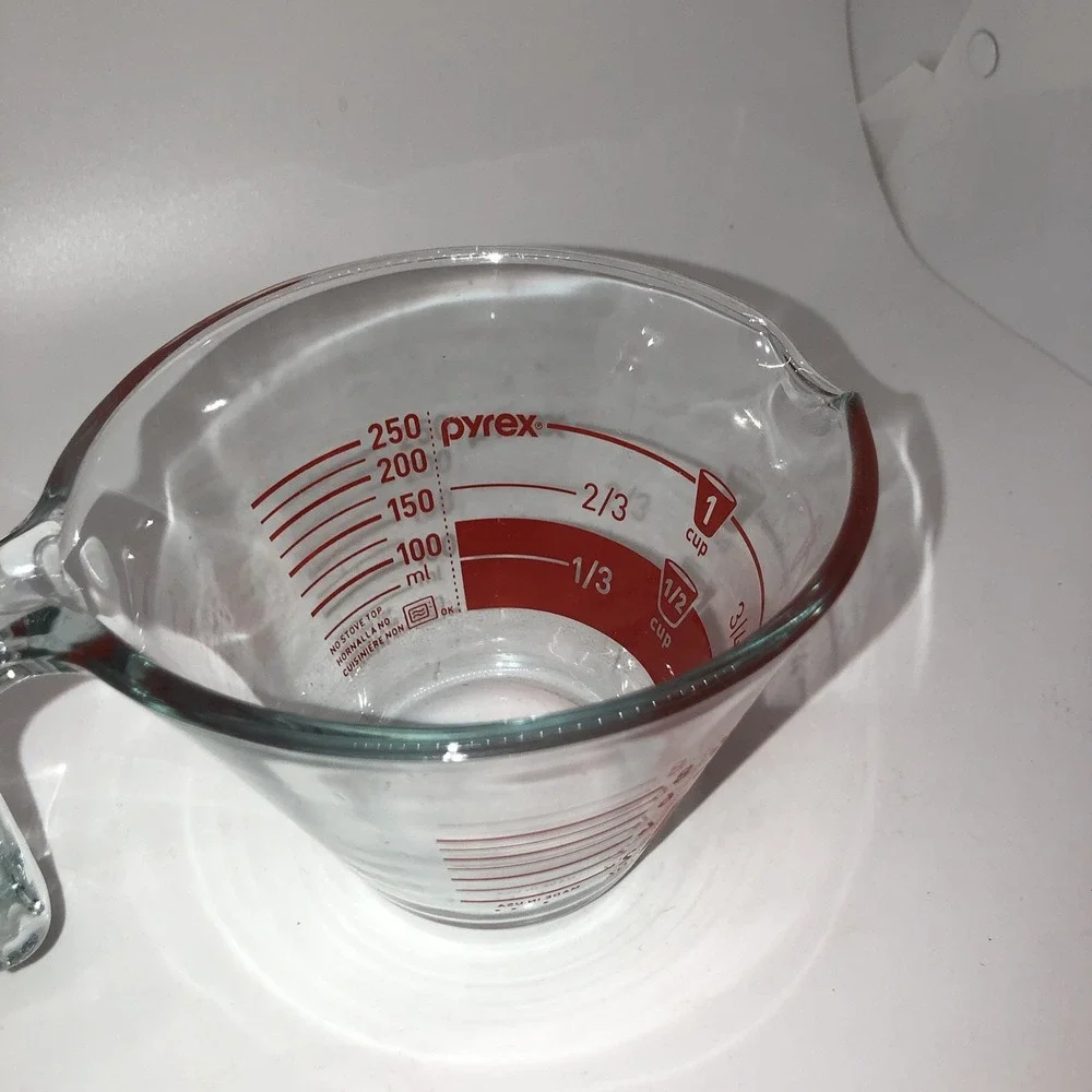 Pyrex Vintage Measuring 1 Cup Conical Shape Glass Reverse Print Red